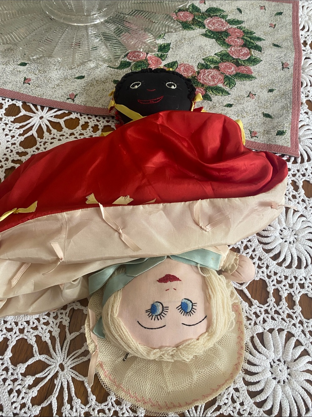 Topsy Turvy Doll - white doll/Black doll.  Needs TLC! 50’s